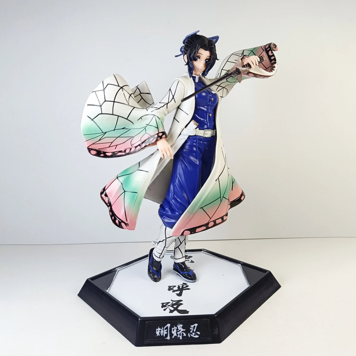 Action Figure Demon Slayer – Estátua Kimetsu no Yaiba Premium (16cm)
