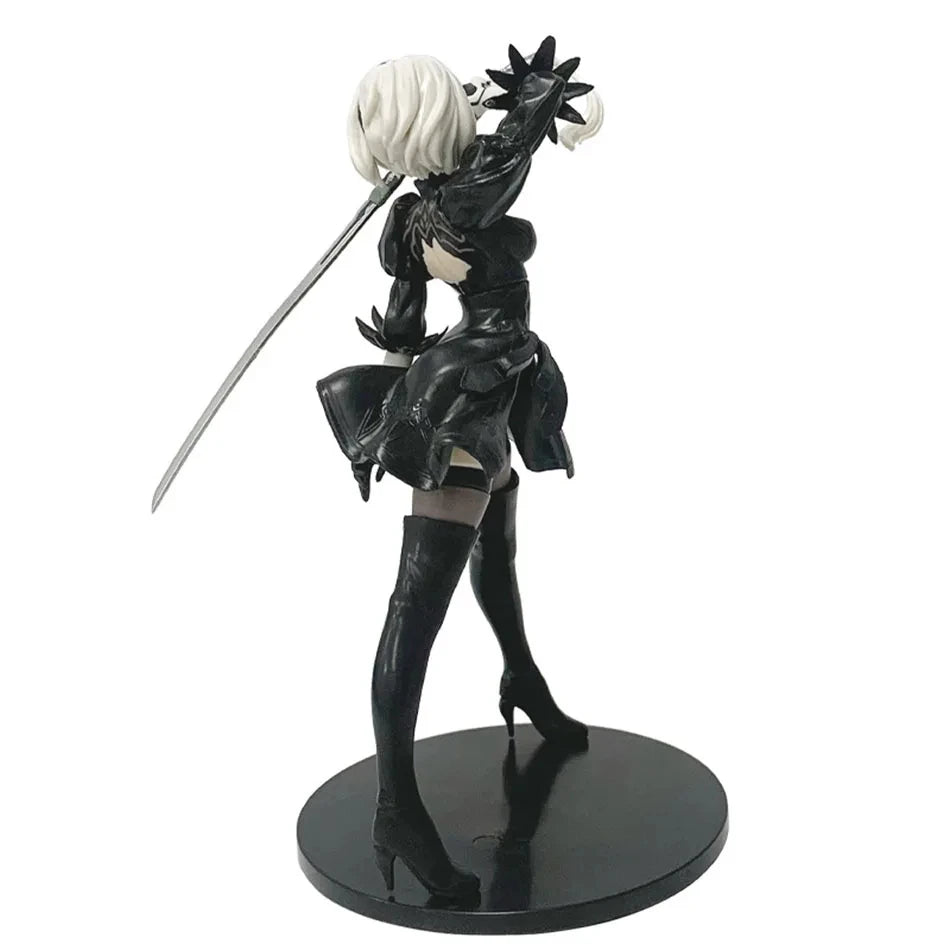 Action Figure YoRHa 2B – NieR:Automata Coleção Black & White (18cm)