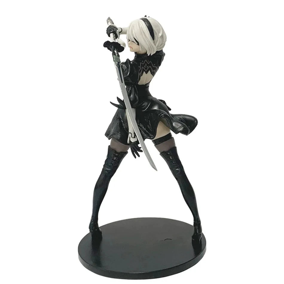 Action Figure YoRHa 2B – NieR:Automata Coleção Black & White (18cm)