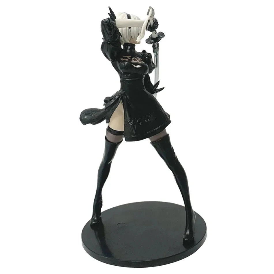 Action Figure YoRHa 2B – NieR:Automata Coleção Black & White (18cm)