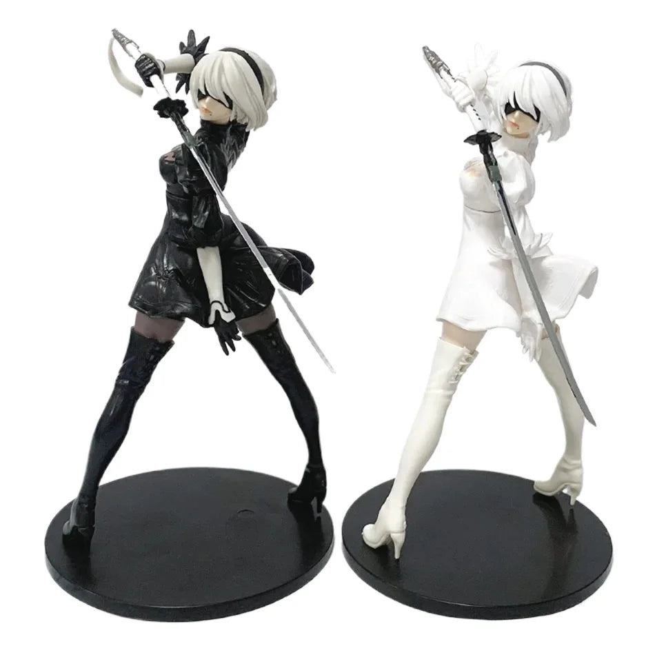 Action Figure YoRHa 2B – NieR:Automata Coleção Black & White (18cm)