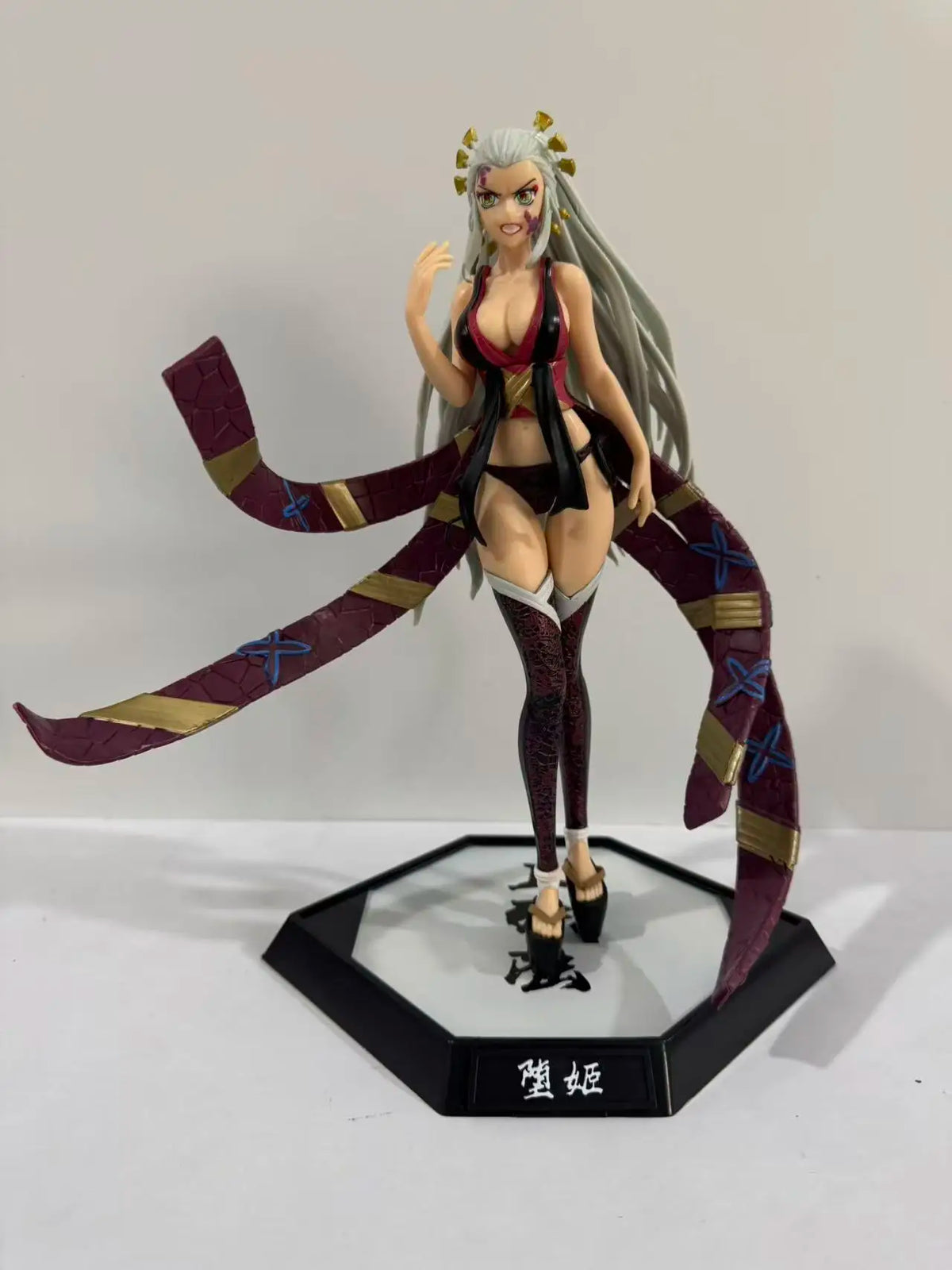 Action Figure Demon Slayer – Estátua Kimetsu no Yaiba Premium (16cm)