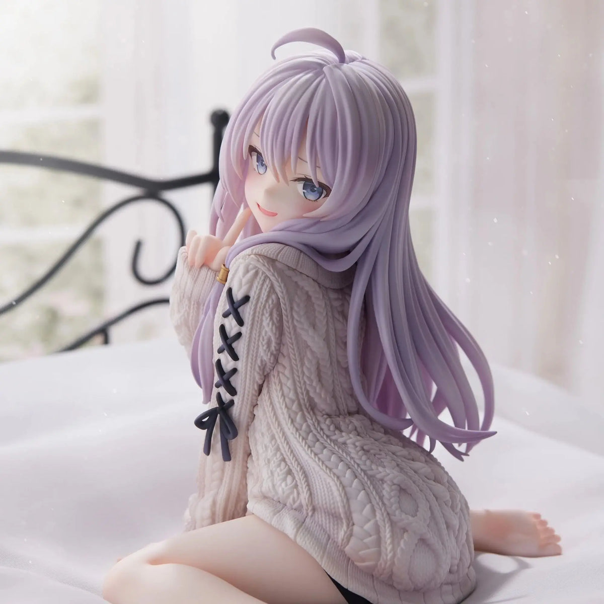 Action Figure Elaina Knit Dress – The Journey of Elaina Premium
