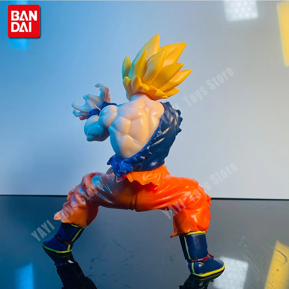 Action Figure Dragon Ball Z – Son Goku Battle Damage Shockwave (20cm)