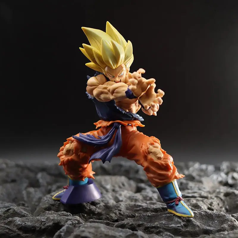 Action Figure Dragon Ball Z – Son Goku Battle Damage Shockwave (20cm)